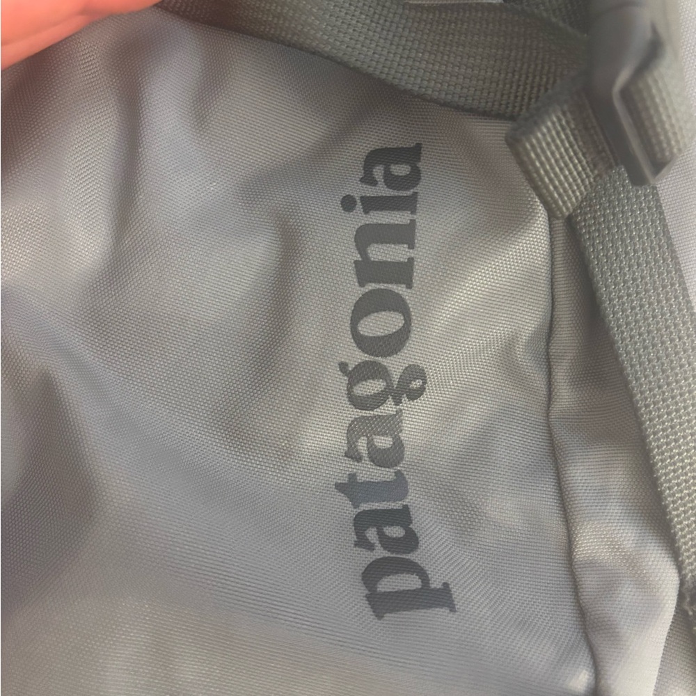 Patagonia sling great condition